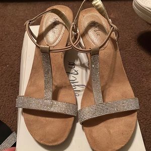 Style & Co bought them like this at Macys looks like they were